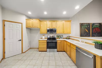 8414 Forest Ridge Loop, Redmond, OR 97756 - Photo 17