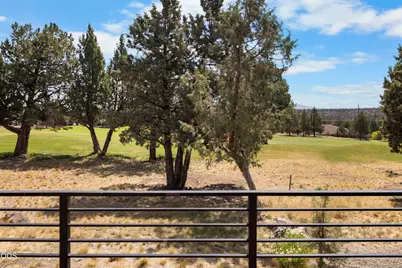 8414 Forest Ridge Loop, Redmond, OR 97756 - Photo 3