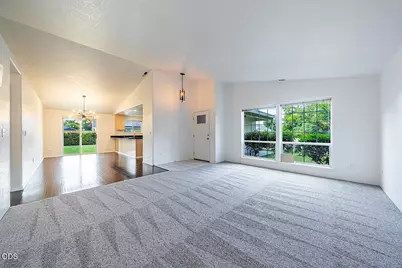 1118 Angela Court, Central Point, OR 97502 - Photo 3