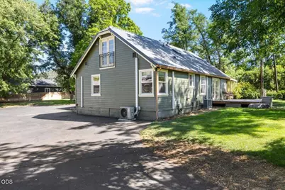 1833 2nd Avenue, Gold Hill, OR 97525 - Photo 39