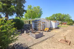 2600 Stearns Way, Medford, OR 97501 - Photo 25