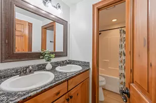 20218 Archie Briggs Rd, Bend, OR 97703 - Photo 19