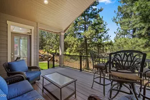 2596 NW Pine Terrace Dr, Bend, OR 97703 - Photo 9