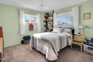 8230 Hill Rd, Klamath Falls, OR 97603 - Photo 17
