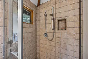 26359 SW Tamarack Ln, Camp Sherman, OR 97730 - Photo 33