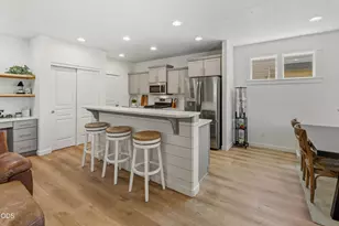 60865 SE Sweet Pea Dr, Bend, OR 97702 - Photo 15
