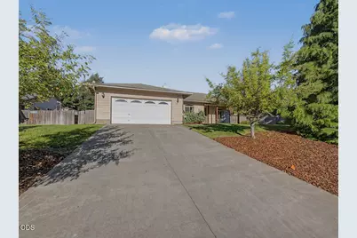2611 Chantal Avenue, Klamath Falls, OR 97601 - Photo 33
