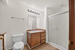 1050 NE Butler Market Rd, Bend, OR 97701 - Photo 21