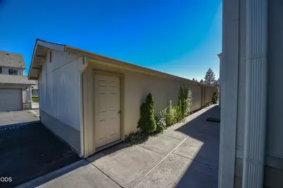 1050 NE Butler Market Road #APT 47, Bend, OR 97701 - Photo 31