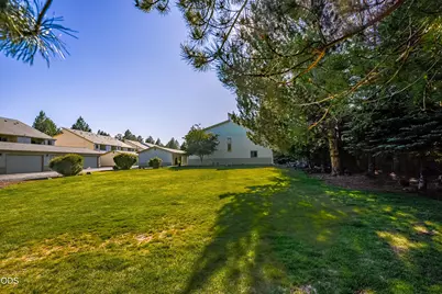 1050 NE Butler Market Road #APT 47, Bend, OR 97701 - Photo 33
