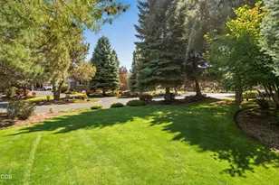 2390 Osprey Dr, Redmond, OR 97756 - Photo 83