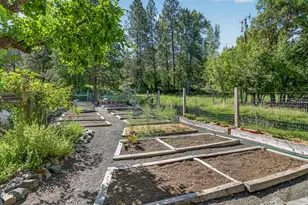 9662 Upper Applegate Rd, Jacksonville, OR 97530 - Photo 47