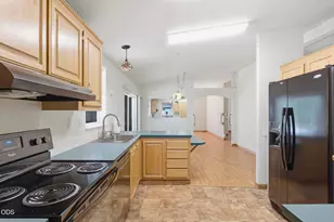 880 Jumpoff Joe Creek Rd, Grants Pass, OR 97526 - Photo 11