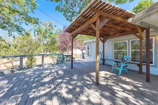 880 Jumpoff Joe Creek Rd, Grants Pass, OR 97526 - Photo 3