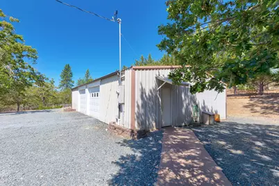 880 Jumpoff Joe Creek Road, Grants Pass, OR 97526 - Photo 61