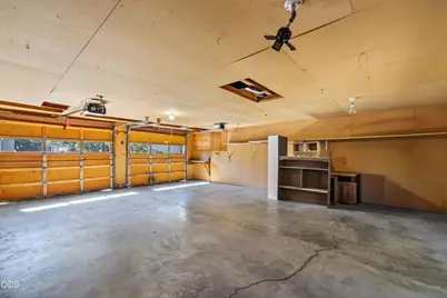 60992 Springcrest Drive, Bend, OR 97702 - Photo 31