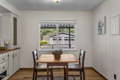 60992 Springcrest Drive, Bend, OR 97702 - Photo 33
