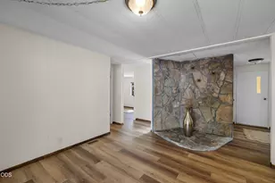 60992 Springcrest Dr, Bend, OR 97702 - Photo 27