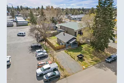 225 SE Vine Lane, Bend, OR 97702 - Photo 5