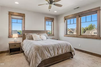 751 S Redwood Street, Sisters, OR 97759 - Photo 51
