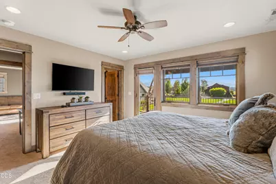 751 S Redwood Street, Sisters, OR 97759 - Photo 41