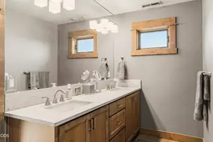 751 S Redwood St, Sisters, OR 97759 - Photo 47
