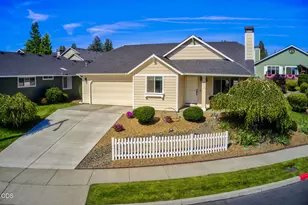 3633 SW 29th St, Redmond, OR 97756 - Photo 35