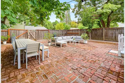 135 S 3rd Street, Jacksonville, OR 97530 - Photo 55