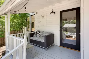 135 S 3rd St, Jacksonville, OR 97530 - Photo 53