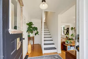 135 S 3rd St, Jacksonville, OR 97530 - Photo 23