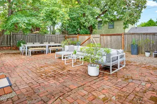 135 S 3rd St, Jacksonville, OR 97530 - Photo 57