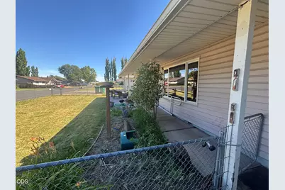 4810 Derby Place, Klamath Falls, OR 97603 - Photo 5