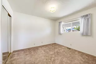 1150 Hillview Dr, Ashland, OR 97520 - Photo 13