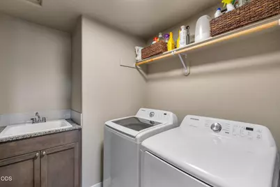 774 N Reed Street, Sisters, OR 97759 - Photo 27
