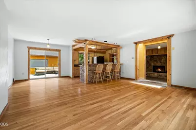 606 NE 9th Street, Bend, OR 97701 - Photo 5