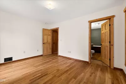 606 NE 9th Street, Bend, OR 97701 - Photo 23
