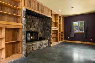 606 NE 9th St, Bend, OR 97701 - Photo 15