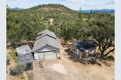 3840 Beagle Road, White City, OR 97503 - Photo 1