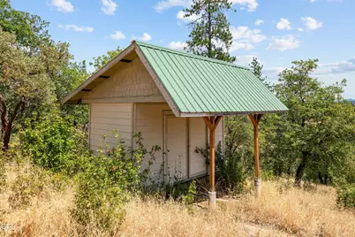 3840 Beagle Road, White City, OR 97503 - Photo 17