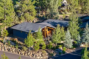 19077 Mount McLoughlin Ln, Bend, OR 97703 - Photo 61