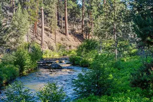 19077 Mount McLoughlin Ln, Bend, OR 97703 - Photo 65