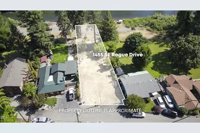 1455 SE Rogue Drive, Grants Pass, OR 97526 - Photo 1
