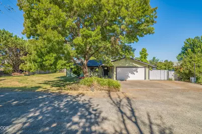 238 Grandview Lane, Grants Pass, OR 97527 - Photo 31