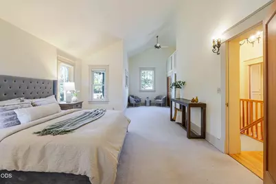 305 NW Columbia Street, Bend, OR 97703 - Photo 25