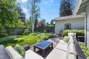 305 NW Columbia St, Bend, OR 97703 - Photo 45