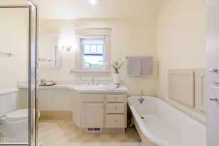 305 NW Columbia St, Bend, OR 97703 - Photo 29