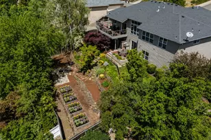 4680 Cloudcrest Dr, Medford, OR 97504 - Photo 51