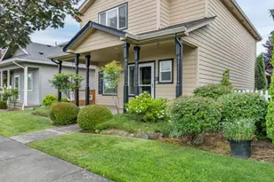 691 Buck Point St, Central Point, OR 97502 - Photo 1
