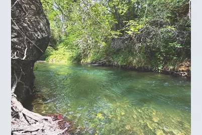 [Address not provided], Jacksonville, OR 97530 - Photo 15