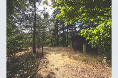 [Address not provided], Jacksonville, OR 97530 - Photo 27